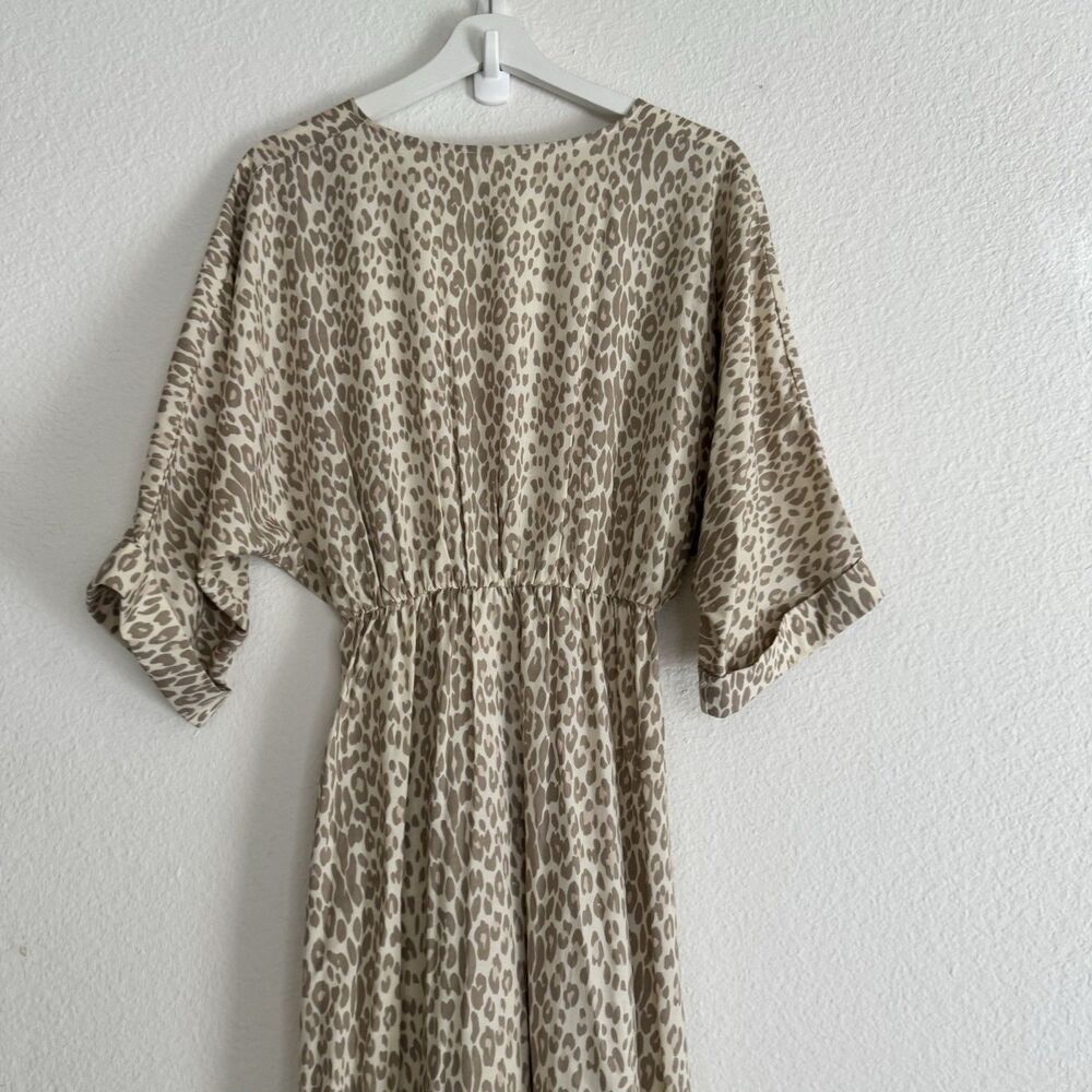 Girl and The Sun Verity Maxi Dress Deep VNeck Cream Muted Leopard Euro Trip Sz M - Picture 6 of 16